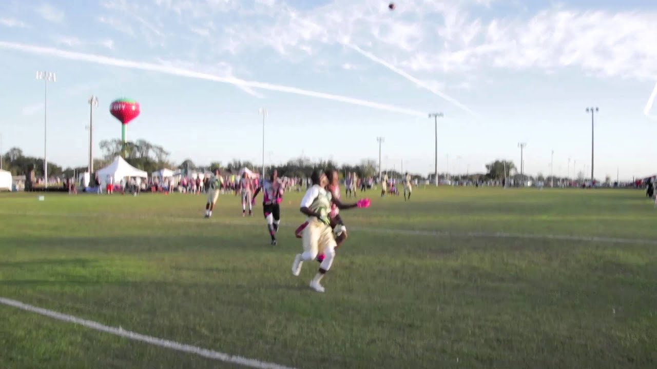 Spartans WILD TIP TOES CATCH - 2016 USFTL Nationals Flag Football Tournament Highlight