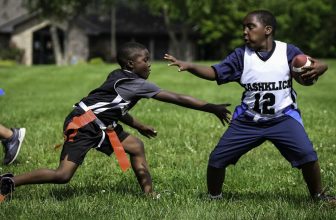 Youth Athletics | Carbondale's McCoy giving back with KashKlickKids flag football league | Sports