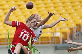 Shaler outlasts Moon at rain-soaked Heinz Field to win Steelers' inaugural girls flag football championship